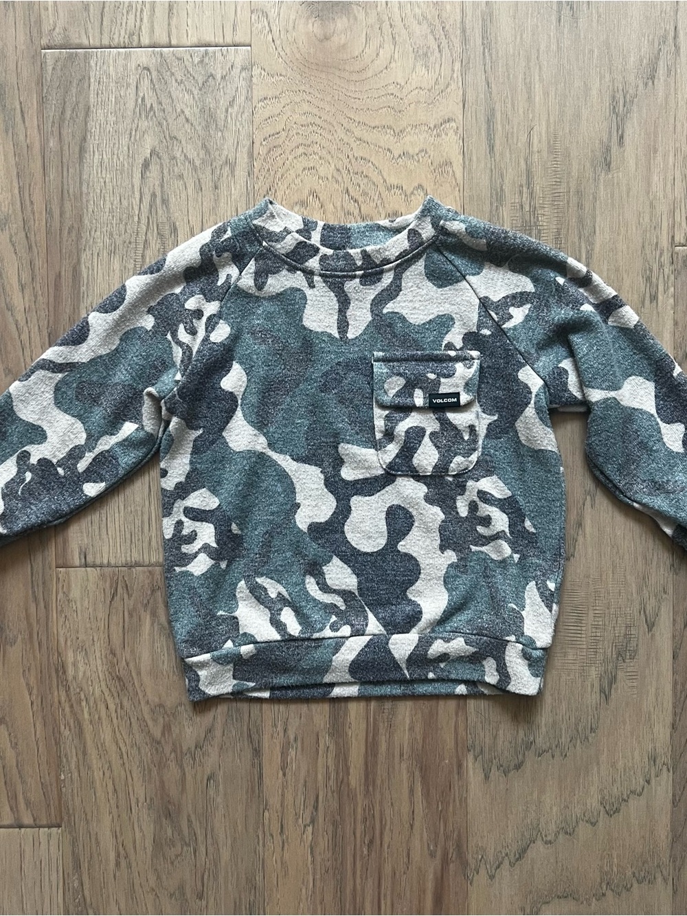 Volcom Kids Camo Crewneck Sweatshirt Sz 2t